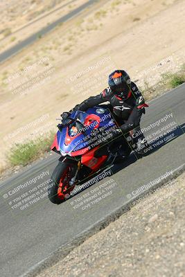 media/Oct-16-2022-TrackXperience (Sun) [[236a00b5b6]]/Group 3/session 2 turn 11/